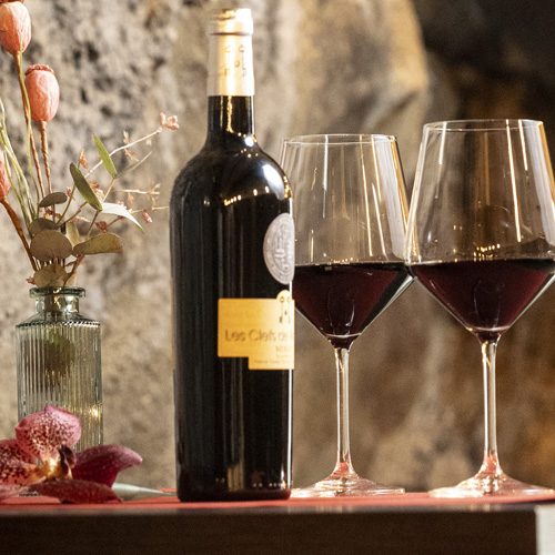 wine glasses 500pix